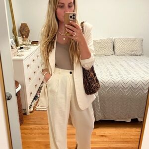 H&M cream blazer size small